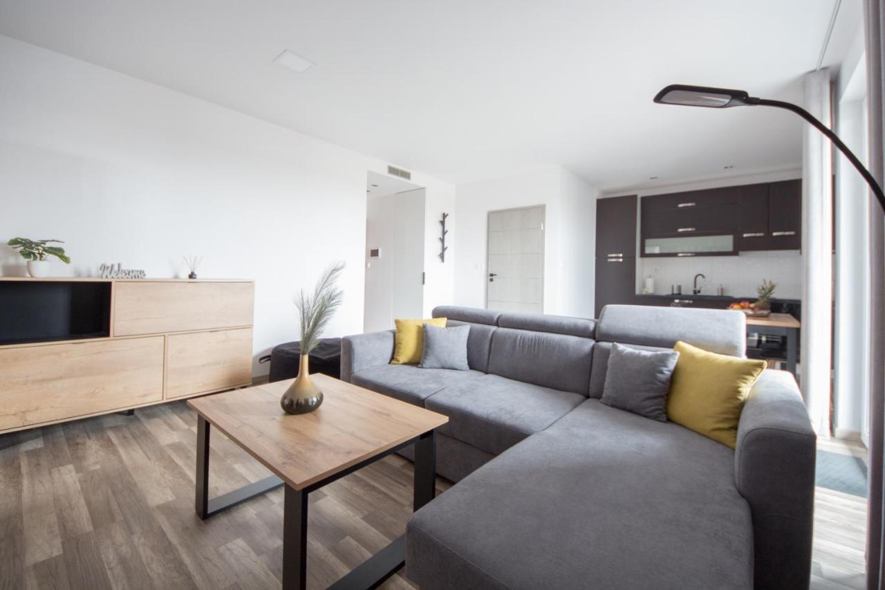 Apartament 23 Park City Ostrow Wielkopolski Exterior photo