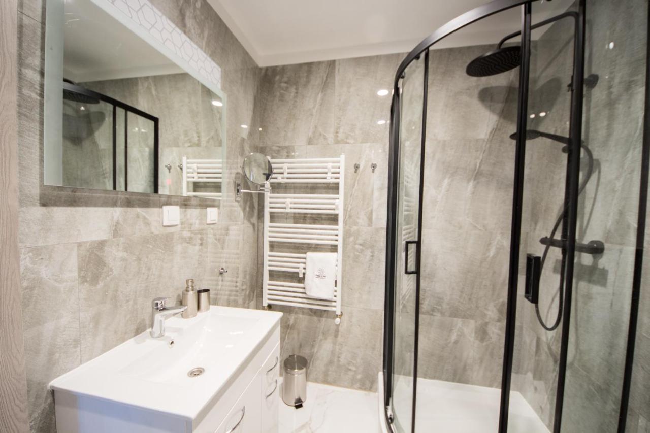 Apartament 23 Park City Ostrow Wielkopolski Exterior photo